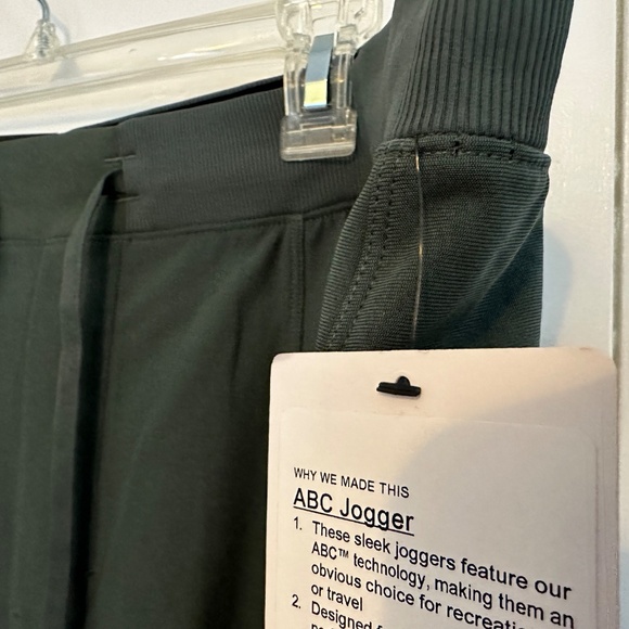NEW - lululemon Men's ABC Jogger - Picture 4 of 6